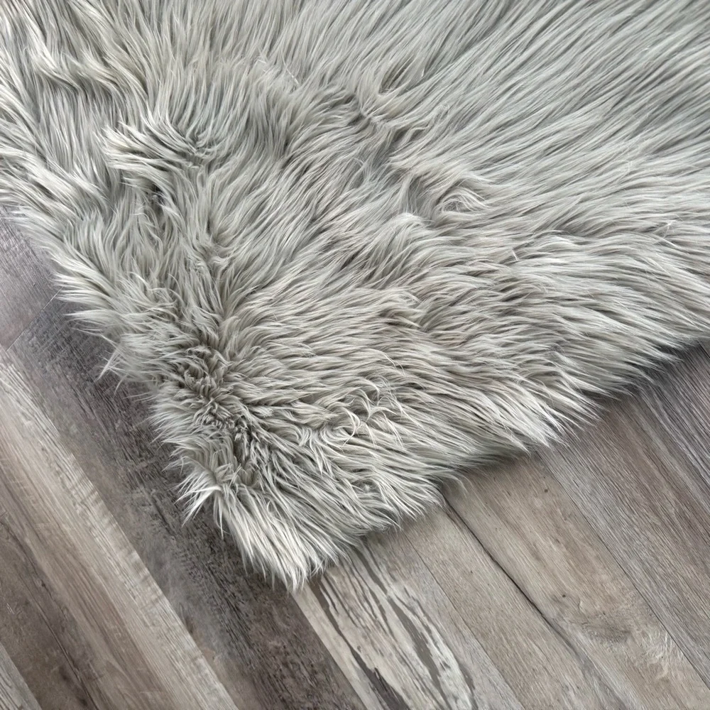 Nicole Miller Gray Faux Fur Decorative Accent Rug Set Of Two